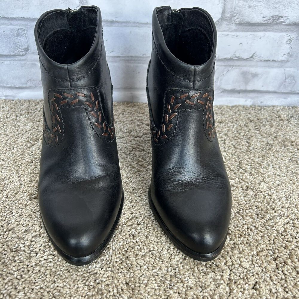 UGG black Charlotte ankle booties brown leather size 6 - Picture 3 of 11
